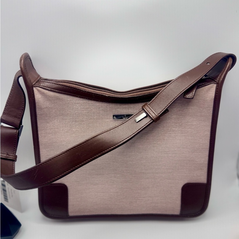Gucci Preloved Canvas Shoulder Bag 100% AUTHENTIC! FREE Shipping!! - Picture 13 of 16